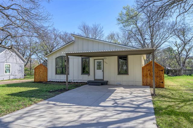 1905 S Walnut Street, Sherman, TX 75090