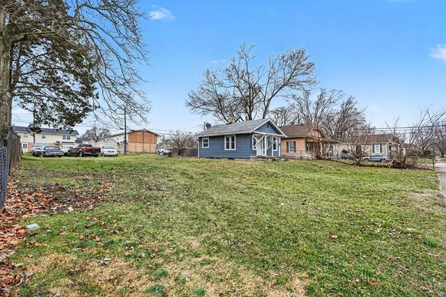 802 Seventeenth Avenue, Middletown, OH 45044