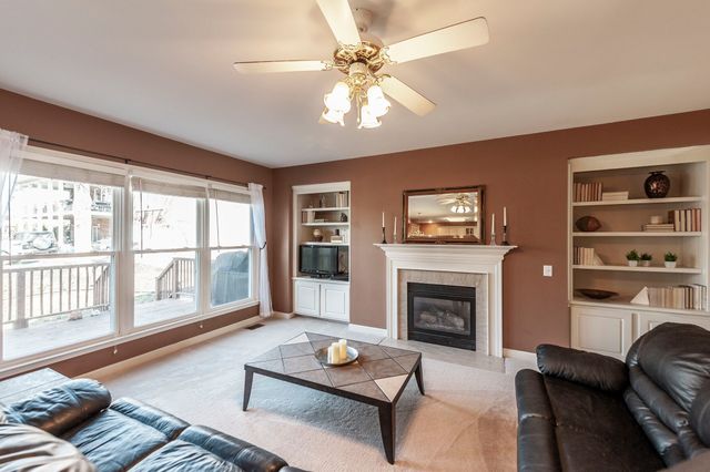 102 Fairlake Ct, Hendersonville, TN 37075