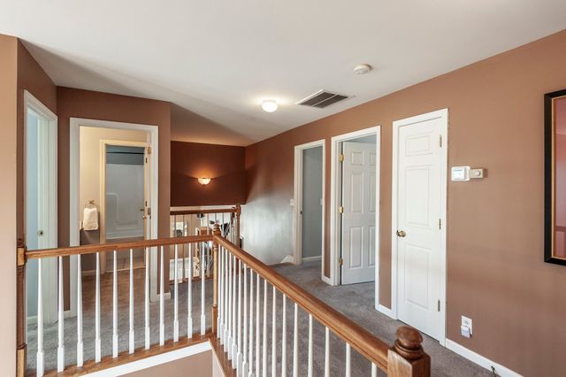 102 Fairlake Ct, Hendersonville, TN 37075