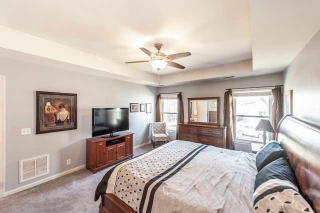 102 Fairlake Ct, Hendersonville, TN 37075