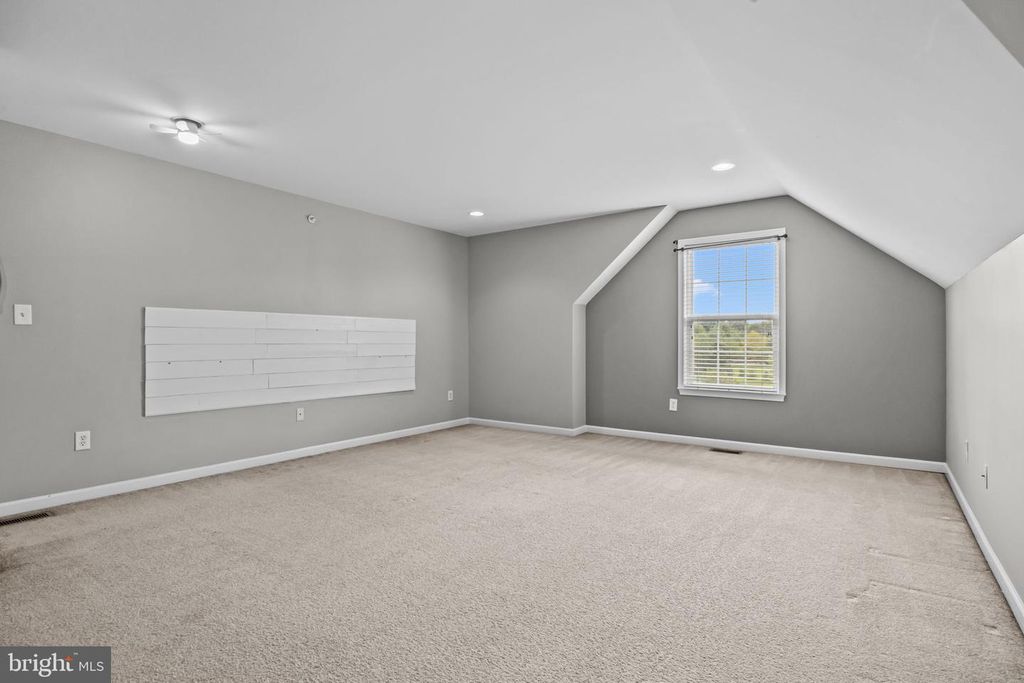 510 SOLLIDAY CT, Perkasie, PA 18944