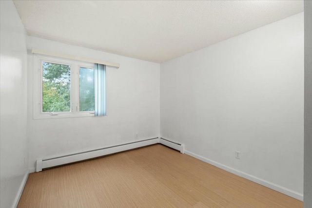 13709 Nicollet Avenue 301, Burnsville, MN 55337