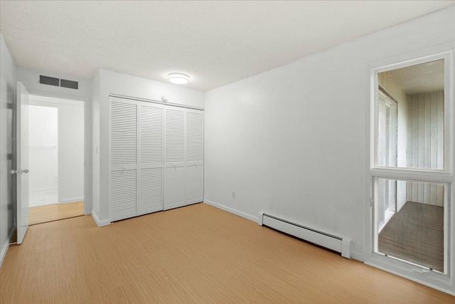 13709 Nicollet Avenue 301, Burnsville, MN 55337