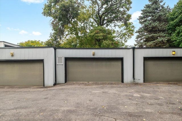 13709 Nicollet Avenue 301, Burnsville, MN 55337
