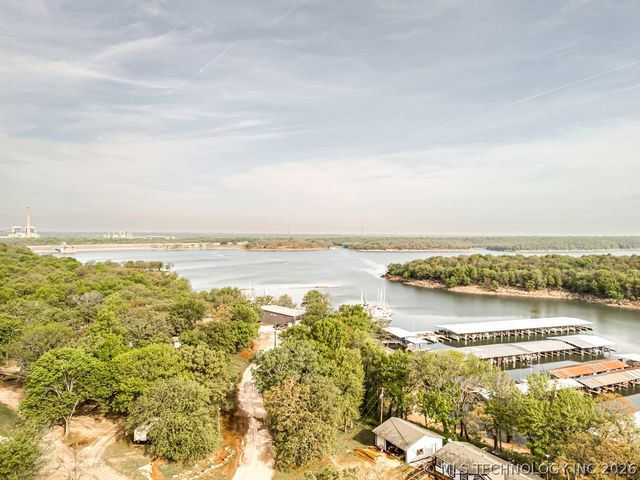 13252 S Hickory Street, Claremore, OK 74017