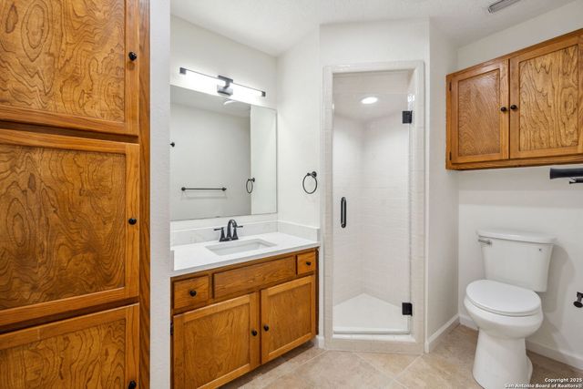 8835 Garden Ridge Drive, Garden Ridge, TX 78266