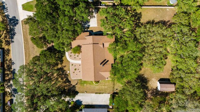 8835 Garden Ridge Drive, Garden Ridge, TX 78266
