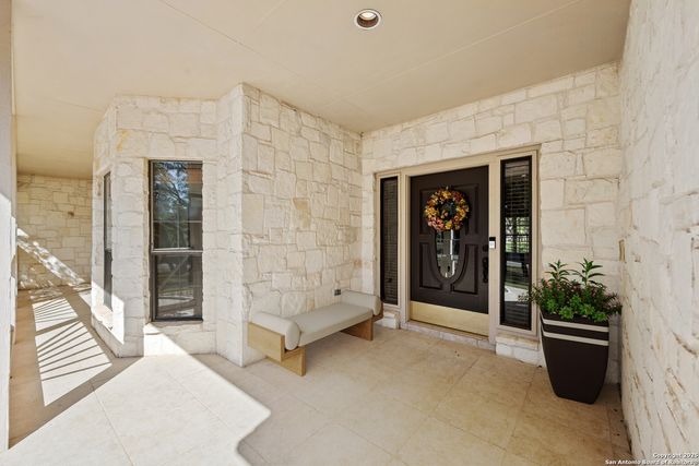 8835 Garden Ridge Drive, Garden Ridge, TX 78266