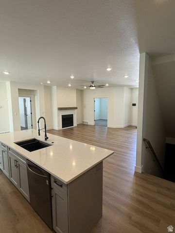 516 E 3525 N, North Ogden, UT 84414