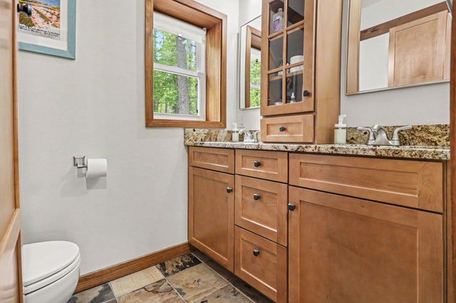10953 Red Bud Trail, Oronoko Twp, MI 49103