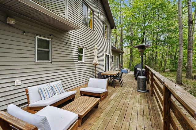 10953 Red Bud Trail, Oronoko Twp, MI 49103