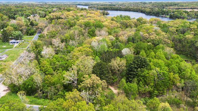10953 Red Bud Trail, Oronoko Twp, MI 49103