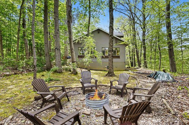 10953 Red Bud Trail, Oronoko Twp, MI 49103