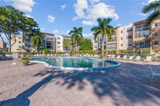 2841 Somerset Dr 215, Lauderdale Lakes, FL 33311