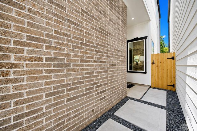5522 Wheatley Street D, Houston, TX 77091