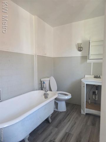 11744 Wade Street, Detroit, MI 48213