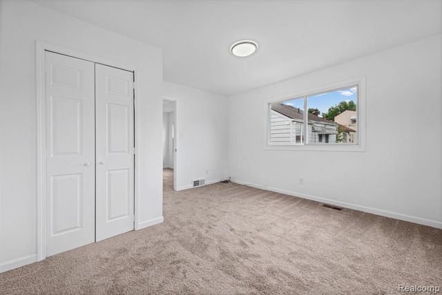 1204 8th Street, Wyandotte, MI 48192