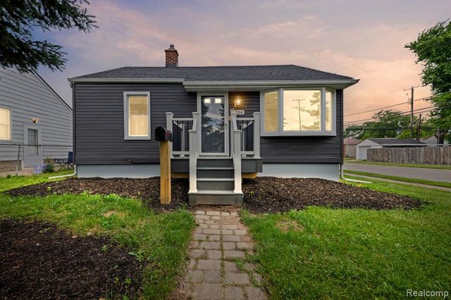 1204 8th Street, Wyandotte, MI 48192