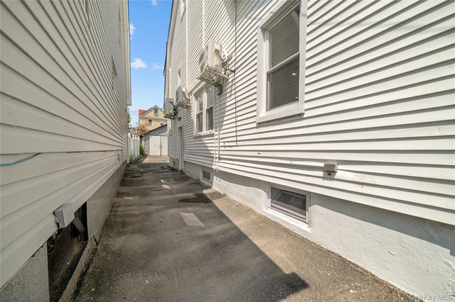 11422 212th Street, Cambria Heights, NY 11411
