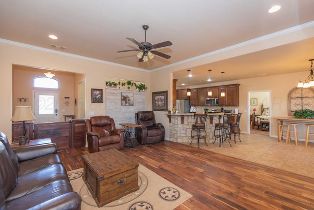 6010 CPT AUGUSTUS MCCREA Trail, Amarillo, TX 79118