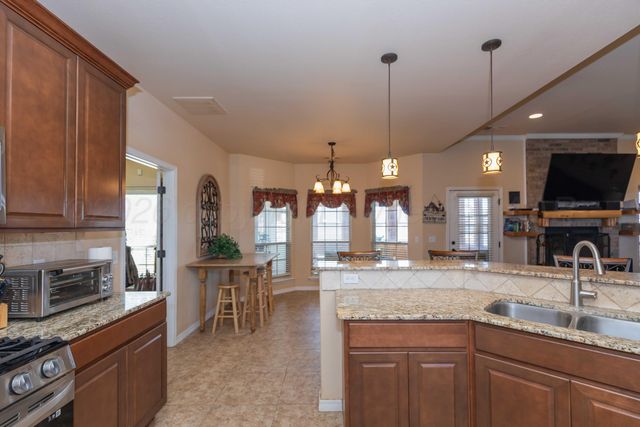 6010 CPT AUGUSTUS MCCREA Trail, Amarillo, TX 79118