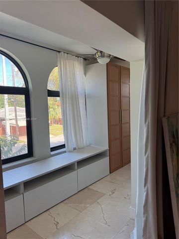 9124 Byron Ave, Surfside, FL 33154