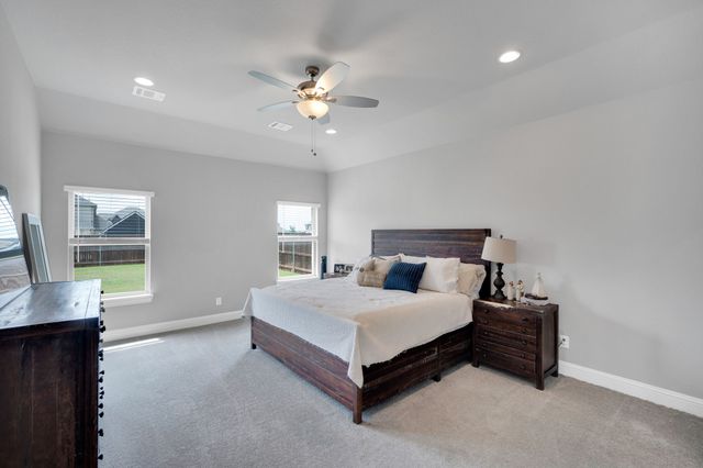 624 Sirius Lane, Waxahachie, TX 75165