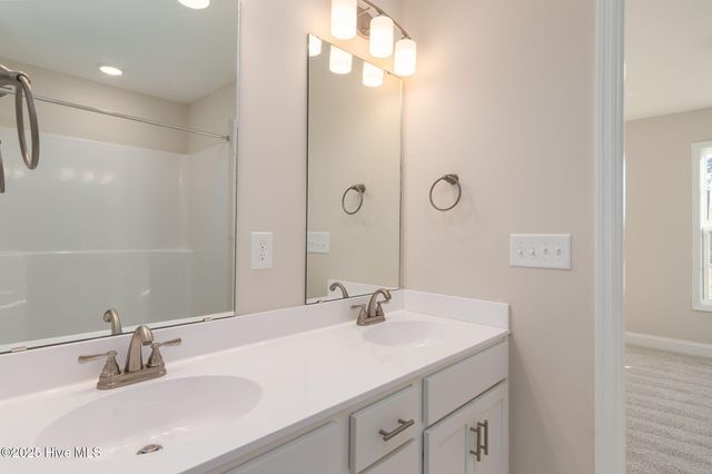 209 Shadow Grass Court, Stella, NC 28582