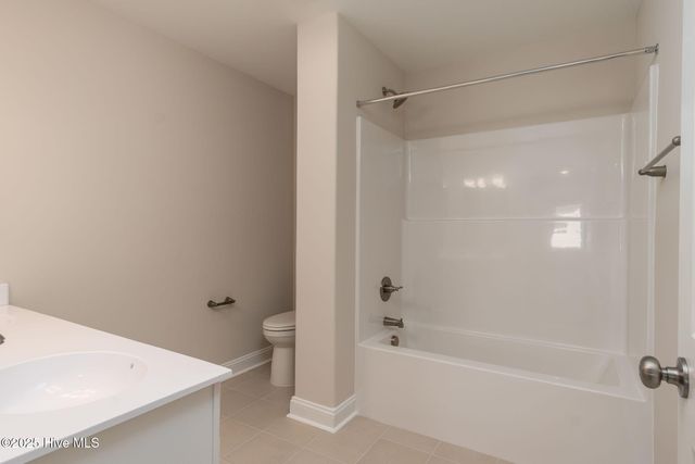 209 Shadow Grass Court, Stella, NC 28582