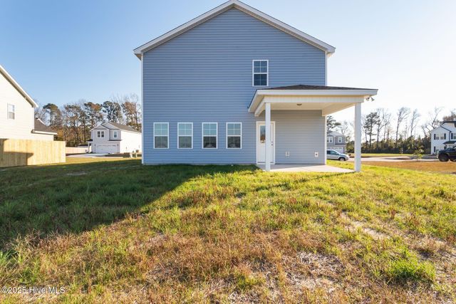 209 Shadow Grass Court, Stella, NC 28582