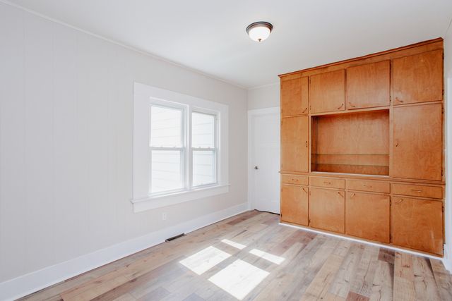 22W724 Saint Charles Road, Glen Ellyn, IL 60137
