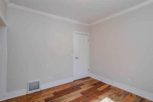 22W724 Saint Charles Road, Glen Ellyn, IL 60137