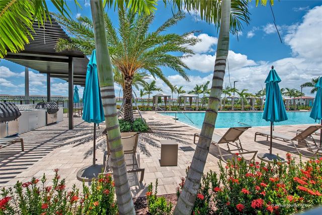 3392 W 105th Ter, Hialeah, FL 33018