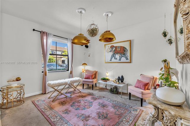 3392 W 105th Ter, Hialeah, FL 33018