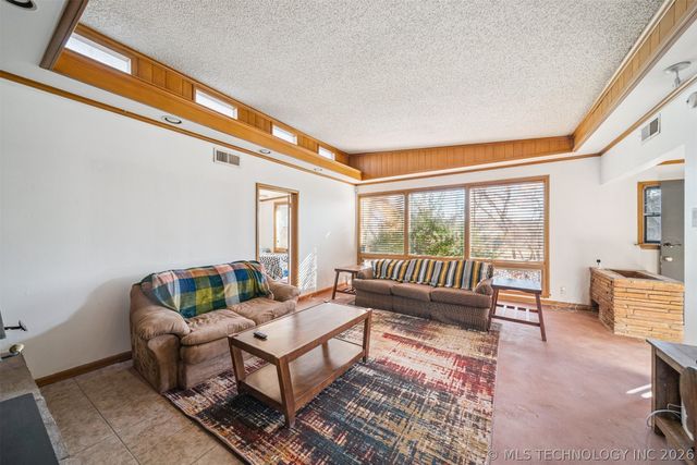 1315 W 49th Street, Tulsa, OK 74107