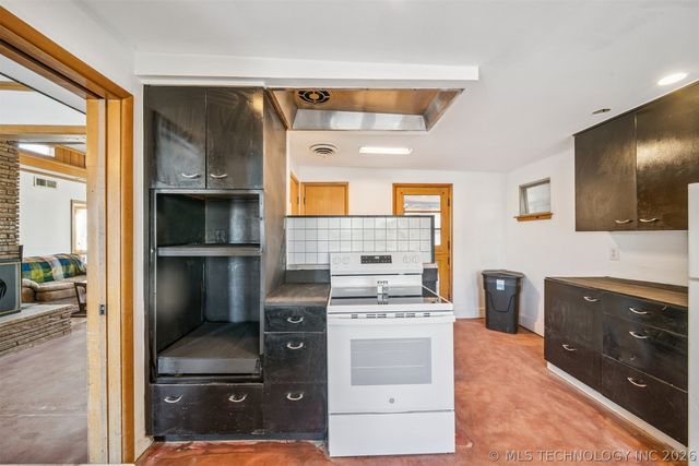 1315 W 49th Street, Tulsa, OK 74107