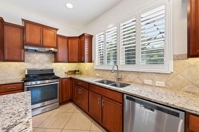 515 PAMPLONA PLACE, Davenport, FL 33837