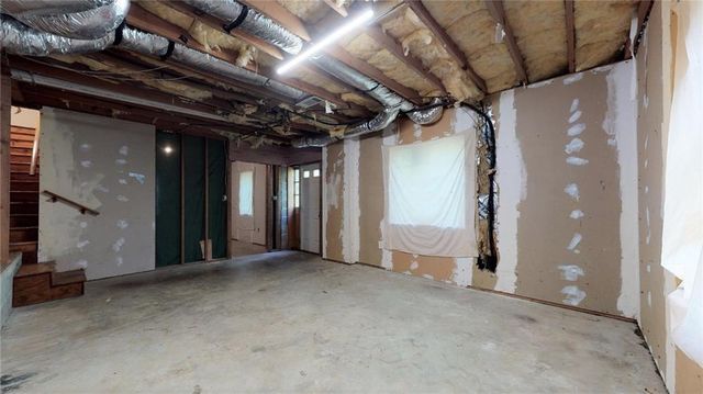1674 Beacon Hill Boulevard, Atlanta, GA 30329