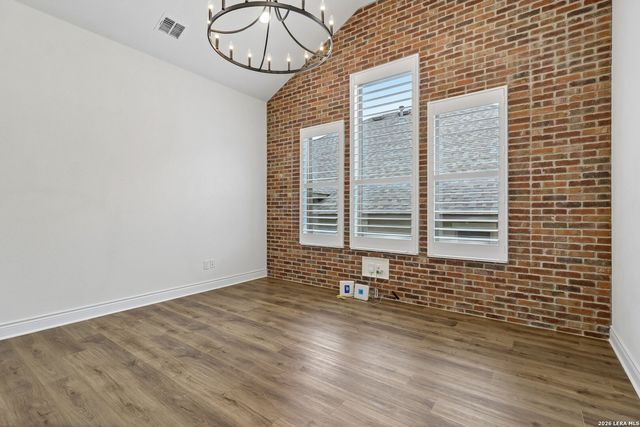 9007 BEACON RDG, San Antonio, TX 78255
