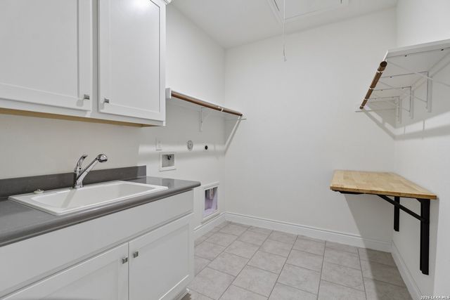 9007 BEACON RDG, San Antonio, TX 78255