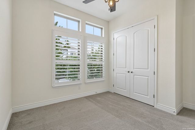 9007 BEACON RDG, San Antonio, TX 78255