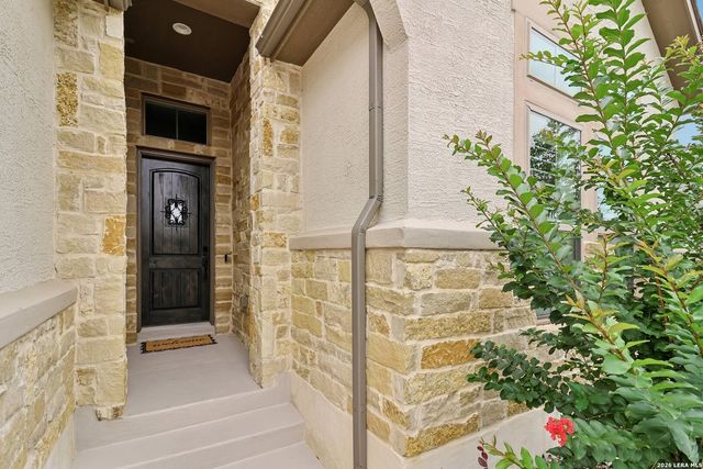 9007 BEACON RDG, San Antonio, TX 78255