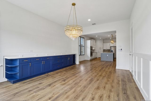9007 BEACON RDG, San Antonio, TX 78255