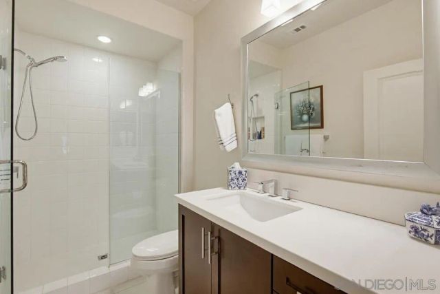 7944 Lusardi Creek Ln, San Diego, CA 92127