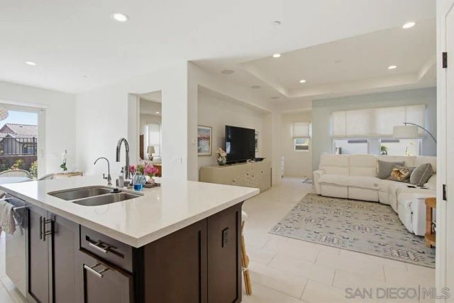 7944 Lusardi Creek Ln, San Diego, CA 92127