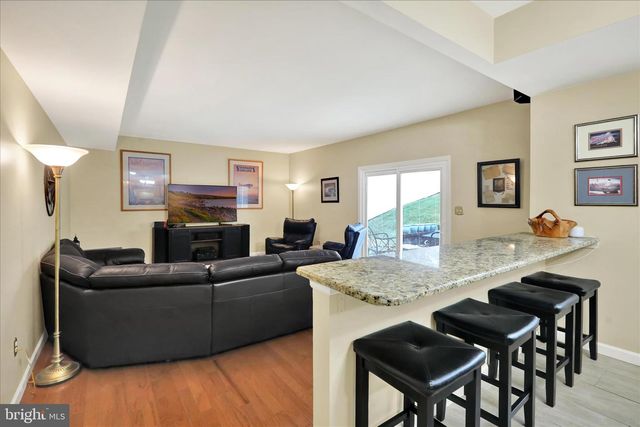 4910 DUNHAM DR, Reading, PA 19606