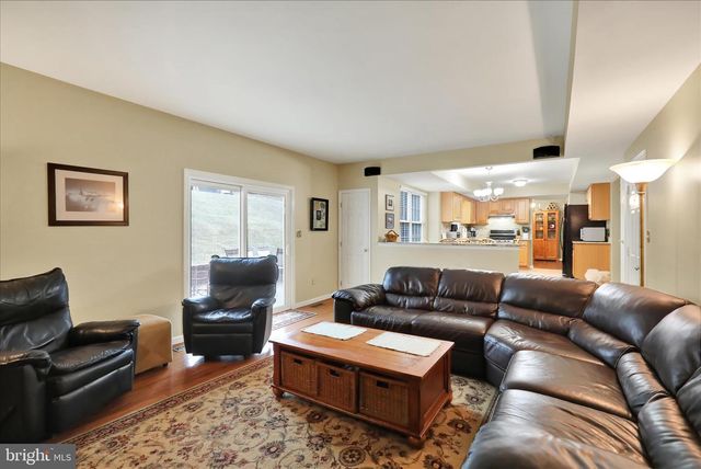 4910 DUNHAM DR, Reading, PA 19606