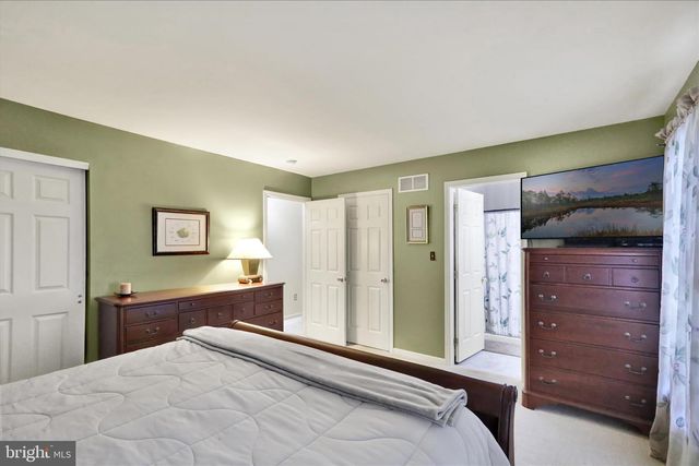 4910 DUNHAM DR, Reading, PA 19606