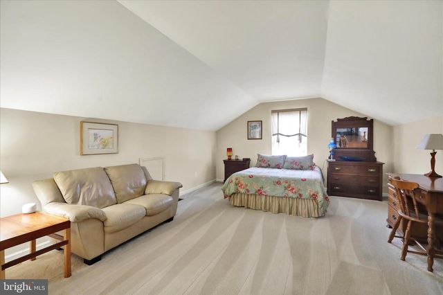 4910 DUNHAM DR, Reading, PA 19606